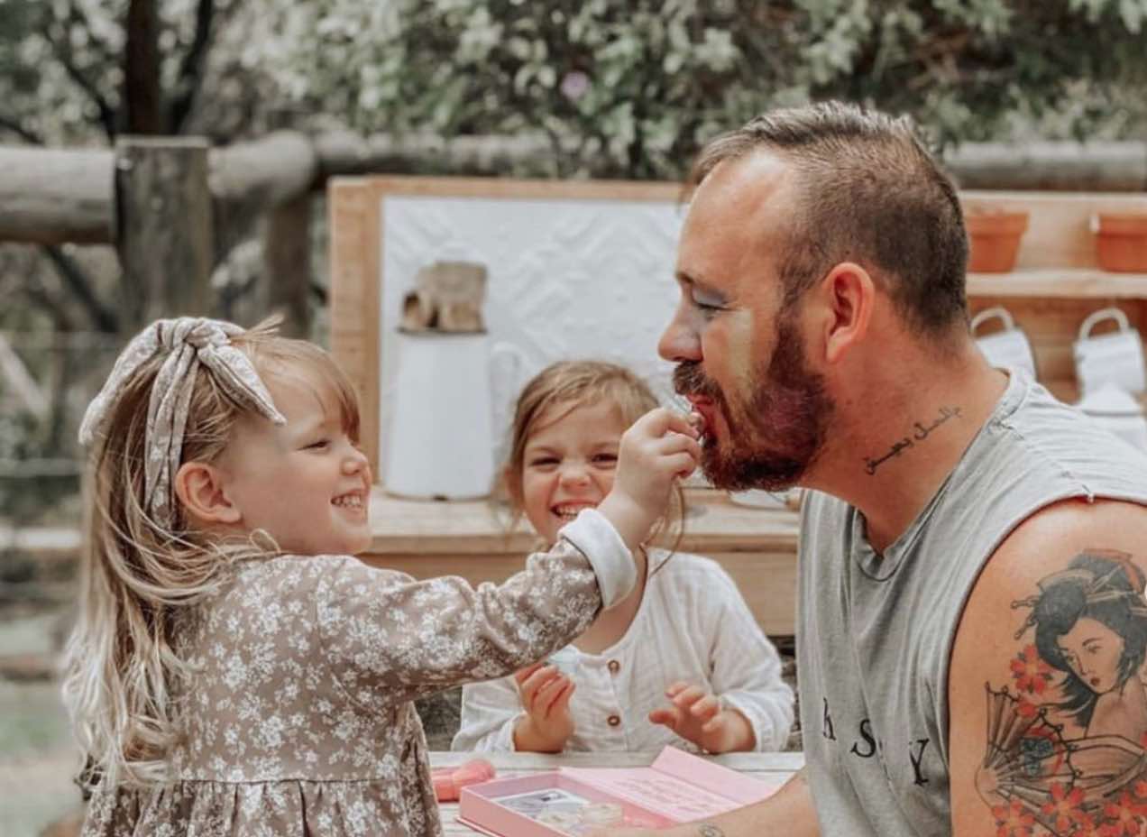 Give Dad the Oh Flossy treatment this Father's Day