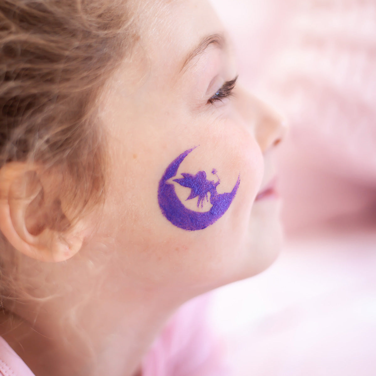 Oh Flossy Reusable Adhesive Face Paint &amp; Makeup Stencils