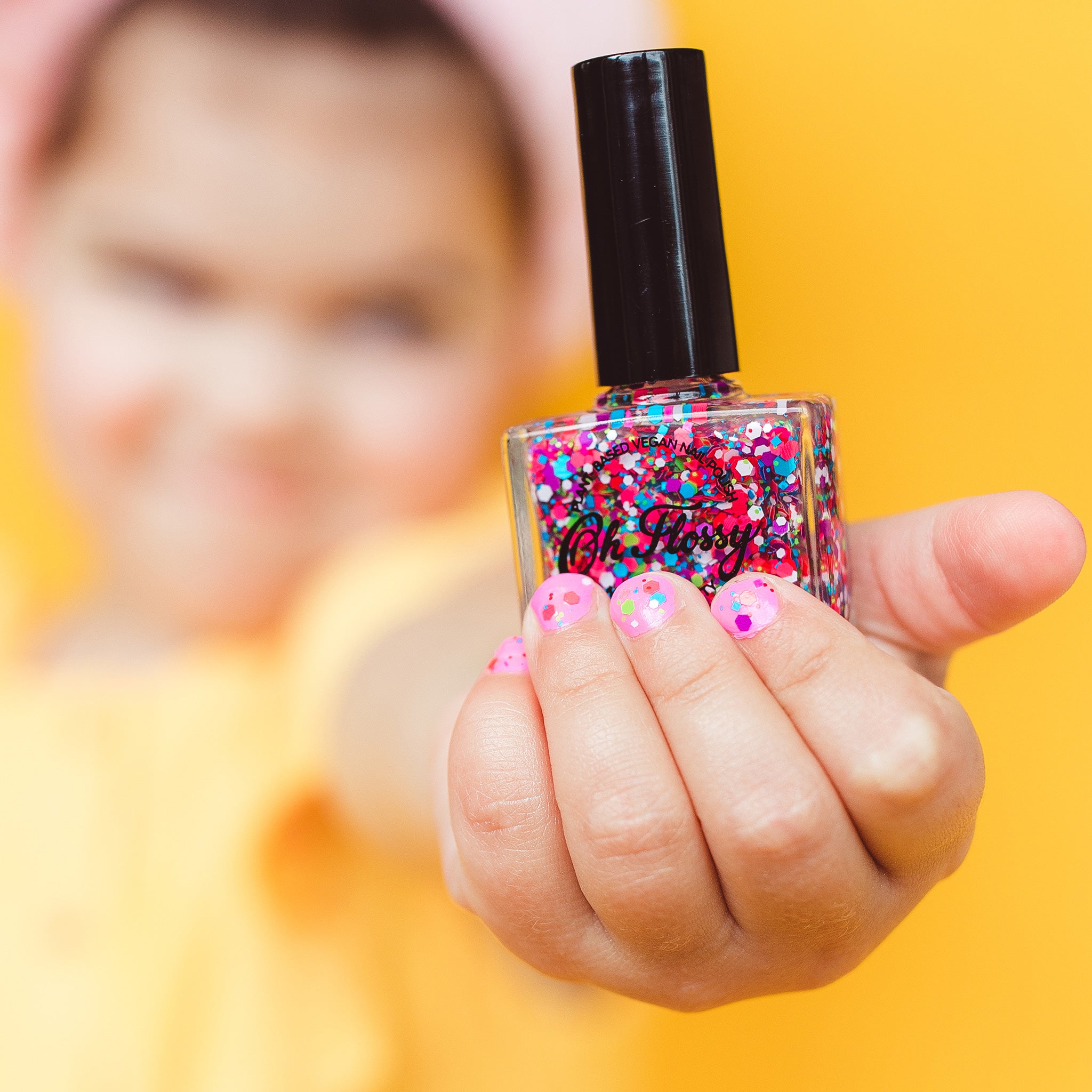 Oh-Flossy-Kids-Natural-Makeup-Nail-Polish-Confetti-Glitter