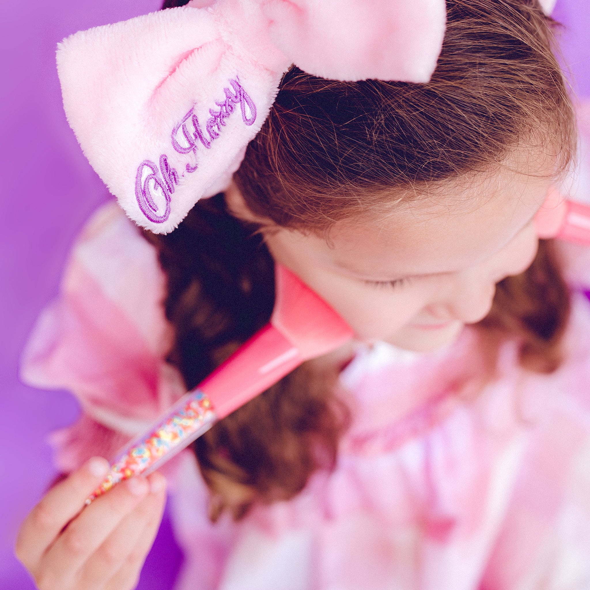       Oh-Flossy-Kids-Natural-Makeup-Sprinkle-brushes-and-headband